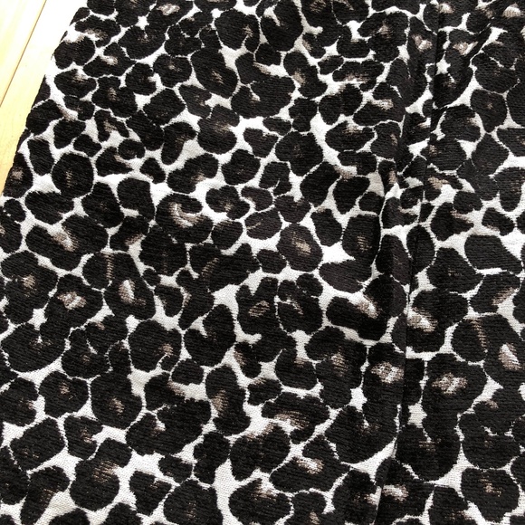 J‎ Crew Factory Leopard Jacquard Pencil Skirt - Picture 5 of 7